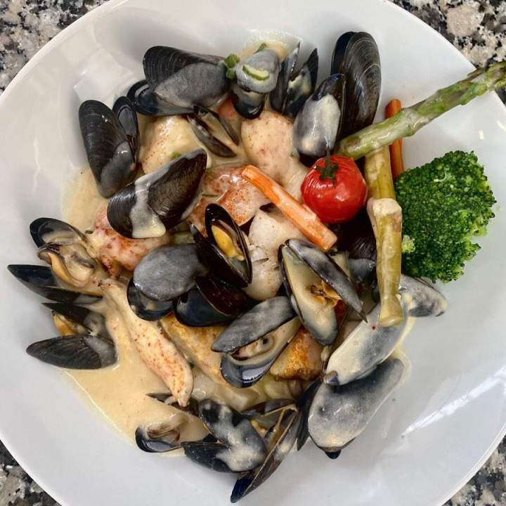 Plat de poisson Mennecy
